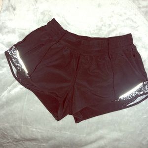 Lululemon hotty hot short